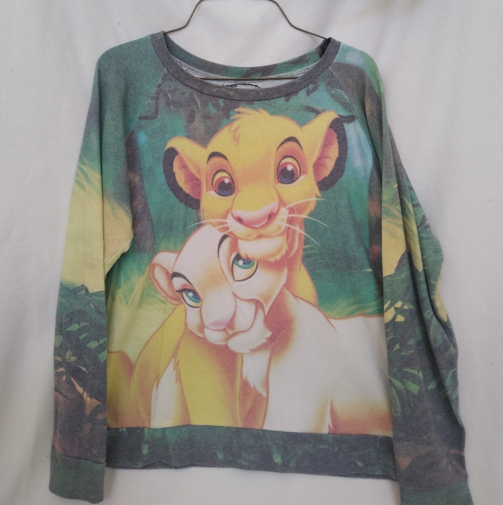 🌼Disney crew neck